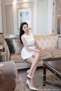 Capturing Elegance: An Ran’s Dreamy Coastal Escape to Zhuhai in XiuRen Series No. 10829-8