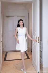 Capturing Elegance: An Ran’s Dreamy Coastal Escape to Zhuhai in XiuRen Series No. 10829-11