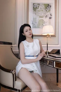 Capturing Elegance: An Ran’s Dreamy Coastal Escape to Zhuhai in XiuRen Series No. 10829-4