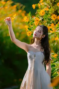 Discover Endless Beauty: Magical Sunrise over a Serene Lake Amidst Majestic Mountains – An Ideal Retreat for the Soul-6