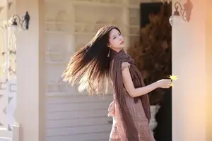 Liang Chen & Her Beloved Cat: Captivating Autumn Serenity | YiTuYu Vol.8696-6