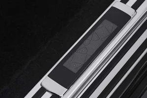 One-of-a-Kind Rolls-Royce Phantom Arabesque: A Masterpiece of Bespoke Luxury and Intricate Laser-Engraved Artistry Inspired by Middle Eastern Architecture-4