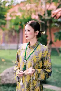 VGU No.183: Admire the Elegant Beauty of Vietnamese Women in Ao Dai and Conical Hat Amidst Nature-4