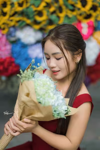 VGU No.63: Discover Vietnamese Beauty: Charming Girl Amidst Vibrant Flowers, A Smile That Captivates-3