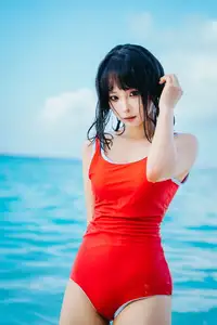 Coser Chun Mo Mo: Exclusive Selfie Collection Showcasing Captivating Beauty.-23