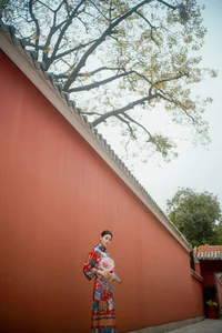 Timeless Elegance of Man Li by the Red Wall - YiTuYu Vol.8871-6