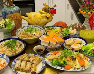 Traditional Hanoi Lunar New Year Feast: Authentic Vietnamese Tet Holiday Culinary Traditions and Cultural Family Meal Ideas-0