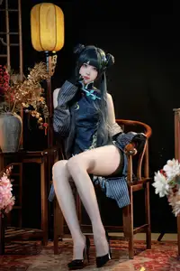 Coser Miyamoto Sakura as Ryuuka Hisaki (Blue Archive): Alluring Warrior Beauty 8059691834-20