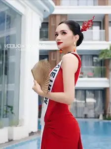 Huong Giang's Radiant Beauty & Elegant Style Captivate at Miss Universe 2025-1