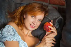 MetArt Milkavi: Discover the Captivating Peachy Keen Beauty in Part01 – Natural Allure & Grace-7