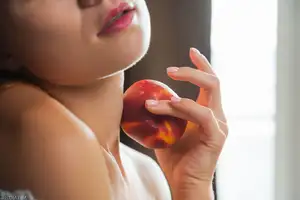 MetArt Milkavi: Discover the Captivating Peachy Keen Beauty in Part01 – Natural Allure & Grace-11