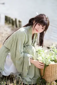 Asian Beauty: Sai Xi Xi Li Ma in Elegant Green Hanfu – YiTuYu Vol.8747 Collection-2