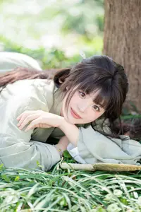 Asian Beauty: Sai Xi Xi Li Ma in Elegant Green Hanfu – YiTuYu Vol.8747 Collection-22