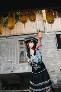 Mystical Ethnic Beauty: Xiao Wen Shines in Traditional Guizhou Attire Vol.8719-10