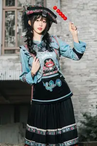 Mystical Ethnic Beauty: Xiao Wen Shines in Traditional Guizhou Attire Vol.8719-8