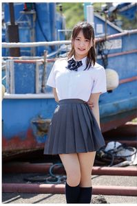 Narumi Hirose: School Uniform Charm in Nature - Photobook Part01-18