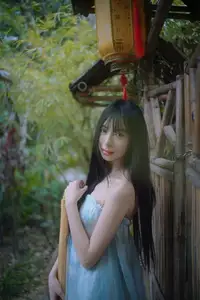 Xiao Yu: Orchid Garden Muse in YiTuYu Vol.8701 – Captivating Serenity Unveiled-46