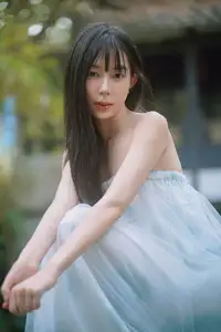 Xiao Yu: Orchid Garden Muse in YiTuYu Vol.8701 – Captivating Serenity Unveiled-20