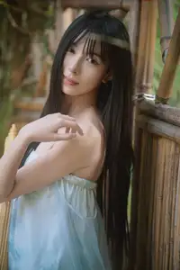 Xiao Yu: Orchid Garden Muse in YiTuYu Vol.8701 – Captivating Serenity Unveiled-15