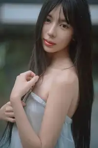 Xiao Yu: Orchid Garden Muse in YiTuYu Vol.8701 – Captivating Serenity Unveiled-48