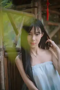 Xiao Yu: Orchid Garden Muse in YiTuYu Vol.8701 – Captivating Serenity Unveiled-23