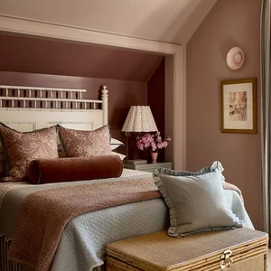 Essential Bedroom Design Mistakes to Avoid: Expert Tips for Creating a Restful Sleep Sanctuary and Functional Living Space-7