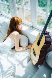 Coser Chunmomo: Elegant & Dreamy Moments with Guitar – Oct 2025 Selfie Part02-0