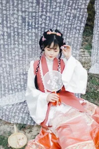 Nature's Muse: Qi Qi Ry's Serene Escape in YiTuYu Art Language Vol. 9037-7