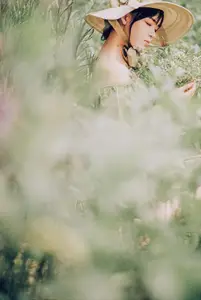 You Ran Hime Vol.8750: Gentle Muse in a Dreamy Spring Garden-1