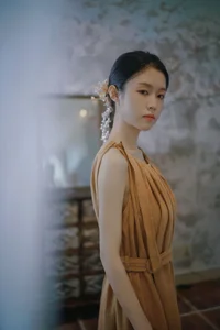 Chasing the Golden Hour: A Retro Visual Journey with Yi Zhi You Zi’s Art Language-25