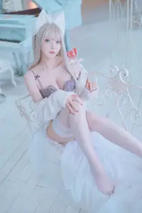 Coser Kurotia Kuro: Sweet Charm in Pure KEMOMIMI WHITE Lingerie (56P)-8