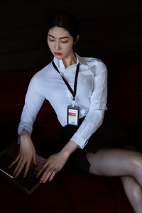 YiTuYu Vol.8298 Sang Ni: Elegant Professional Office Lady Style-19