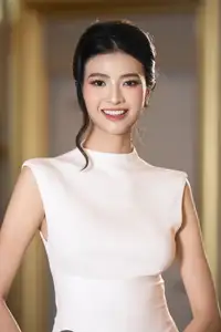 Irresistible Charm of a Miss World Vietnam 2025 Contestant's Youthful Purity-9
