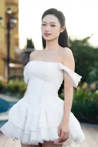 Irresistible Charm of a Miss World Vietnam 2025 Contestant's Youthful Purity-10