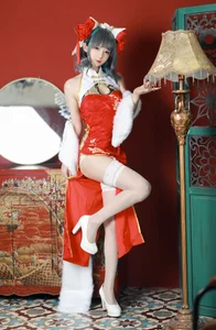 Stunning Azur Lane Cheshire Cosplay by 51 Jiang: Elegant Lunar New Year Qipao Collection and Spring Festival Aesthetic Photography-11