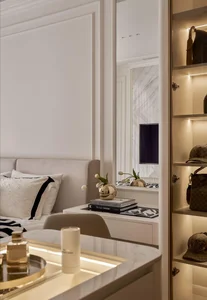 Neoclassical Elegance in a 3m Alley: A Masterpiece of Small-Space Luxury Architecture-7