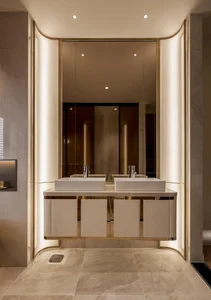 Neoclassical Elegance in a 3m Alley: A Masterpiece of Small-Space Luxury Architecture-45