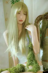 Xiao Man Transforms into a Dreamy Fairy in the Enchanting YiTuYu Vol.8739 Photo Series.-21