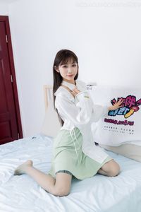 Chinese Model No.2323: Modern Hanfu Charm with Elegant Over-the-Knee Stockings & Flat Shoes-48