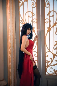 Stunning Taihou Cosplay by Yi Miao Jun: Exclusive Azur Lane Racing Queen Collection (56P) - High-Quality Anime Photography-12