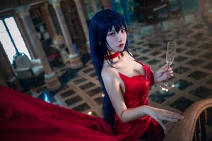 Stunning Taihou Cosplay by Yi Miao Jun: Exclusive Azur Lane Racing Queen Collection (56P) - High-Quality Anime Photography-34