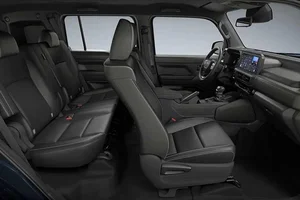 All-New 2026 Toyota Land Cruiser FJ: A Rugged Compact SUV Designed for Off-Road Adventures and Modern Urban Exploration-4