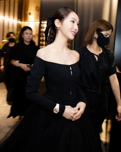 Jessica Jung: From K-Pop Royalty to Resilient Global Fashion Icon and Entrepreneur-6