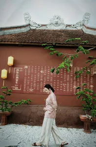 Elegant Vietnamese Beauty at a Peaceful Pagoda: Discover the Serene Style and Spiritual Grace of Vo Nhat Linh-6