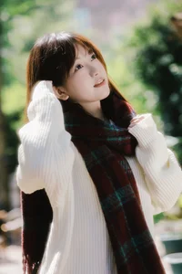 Early Autumn Fashion and Aesthetic Portrait Photography: YiTuYu Art Language Vol.9378 cc Featuring Model Cc-5