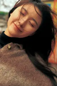 Yang Jia Xin: Pensive Beauty in YiTuYu Art Collection-15