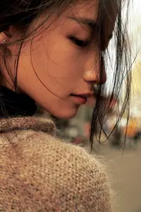 Yang Jia Xin: Pensive Beauty in YiTuYu Art Collection-11