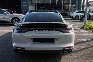 Stunning Porsche Panamera Turbo S in Deep Metallic Green: The Ultimate Blend of Luxury Performance and High-End Automotive Engineering-4