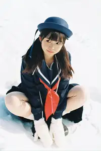 YiTuYu Vol.8663 Hu Jiao Hu Hu: JK Schoolgirl in Snow, Captivating Japanese Beauty-18