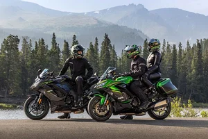 Conquer the horizon with the all-new Kawasaki Ninja 1100SX 2026 sport tourer-4